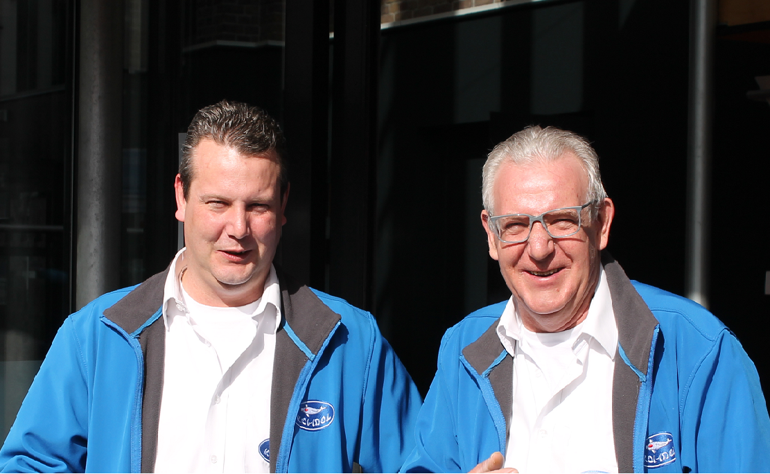 Marc en zijn vader Piet waren - zeker in de ogen van de koi hobbyist onafscheidelijk